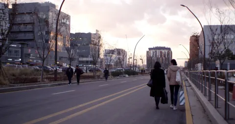 Открылась дверь в ночь — кадр 5