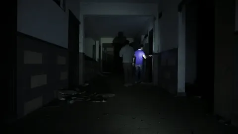 Тьма — кадр 3