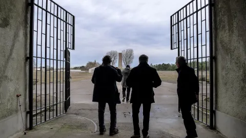 Последний отчет — кадр 7