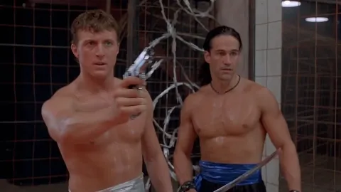 Сильнейший удар 2 — кадр 3