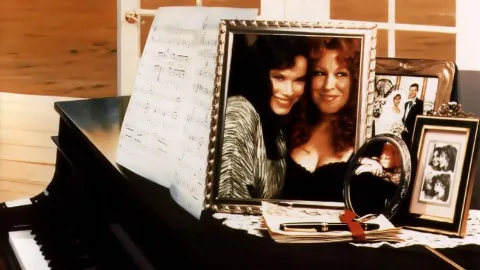 На пляже — кадр 6