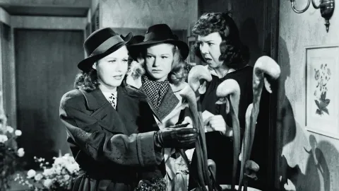 Китти Фойль — кадр 6