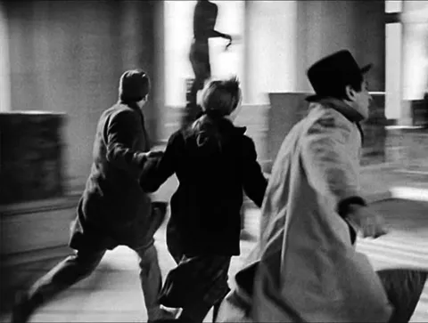 Банда аутсайдеров — кадр 6