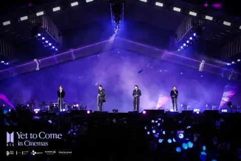 BTS на концерте в Пусане — кадр 2