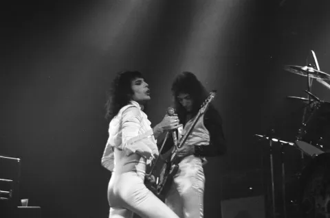 Queen: Live in Bohemia — кадр 4