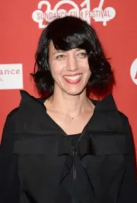 Карла Азар