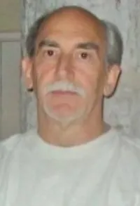 Ким Хенкел
