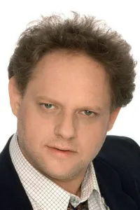 Оливер Штерн