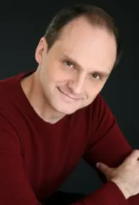 Майкл Мастро