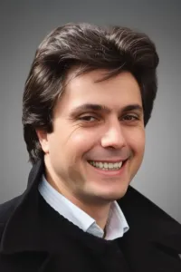 Эмер Кавур